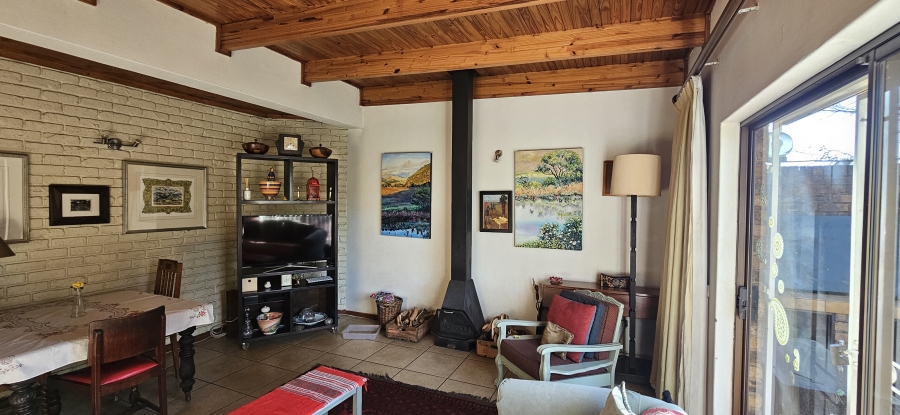 4 Bedroom Property for Sale in Three Rivers Gauteng