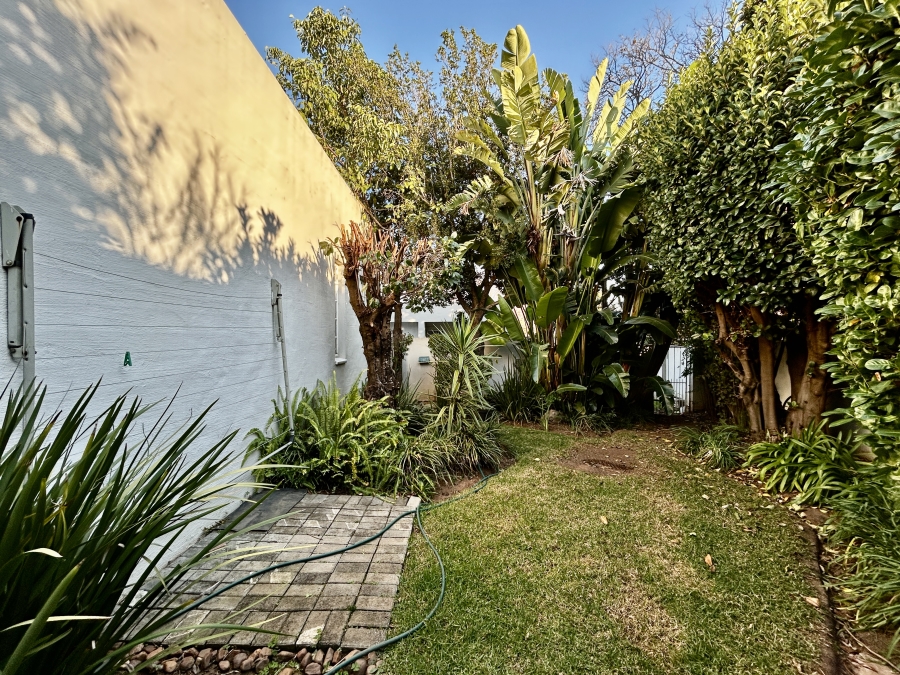 2 Bedroom Property for Sale in Rivonia Gauteng