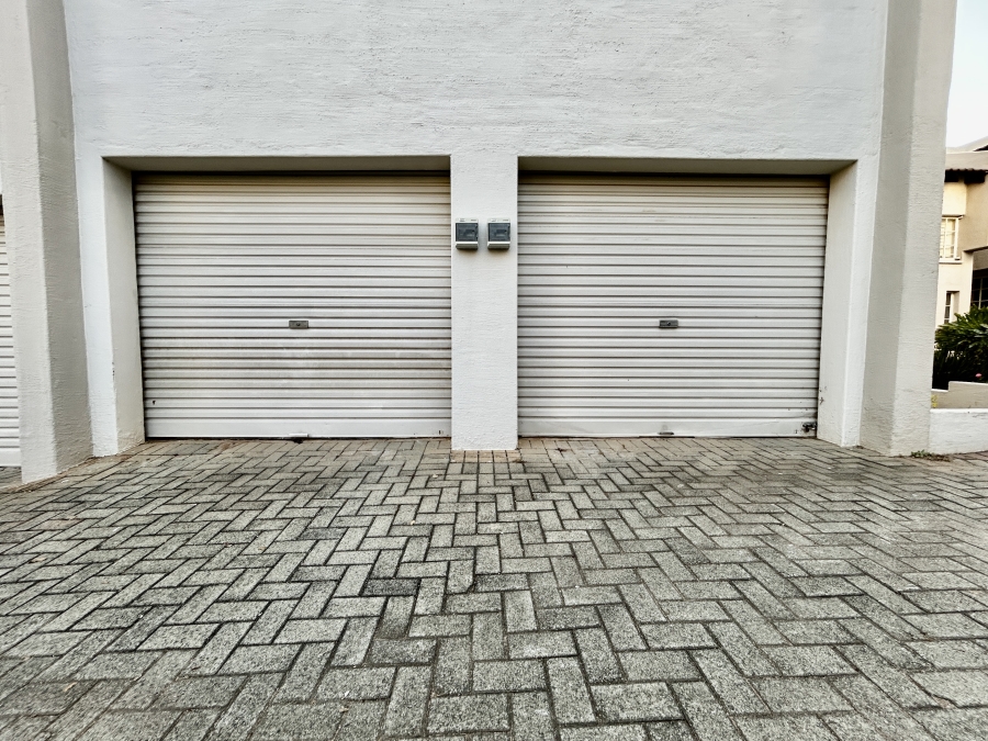 2 Bedroom Property for Sale in Rivonia Gauteng