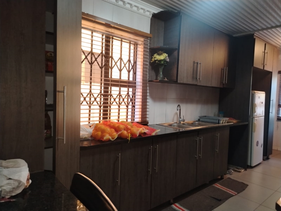 4 Bedroom Property for Sale in Dersley Gauteng
