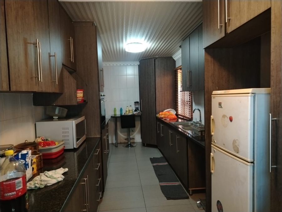 4 Bedroom Property for Sale in Dersley Gauteng