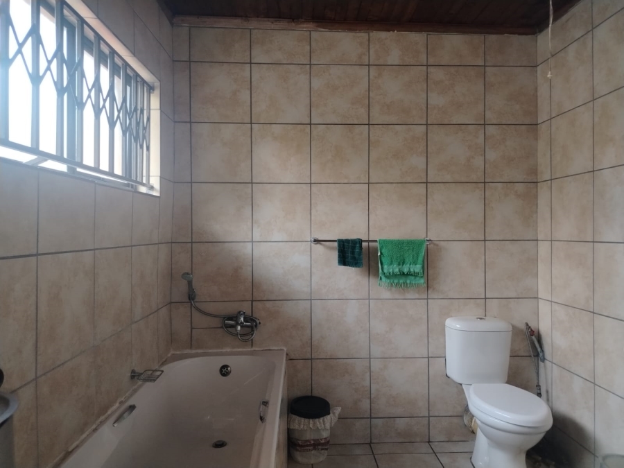 4 Bedroom Property for Sale in Dersley Gauteng