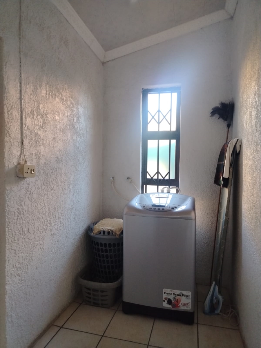 4 Bedroom Property for Sale in Dersley Gauteng