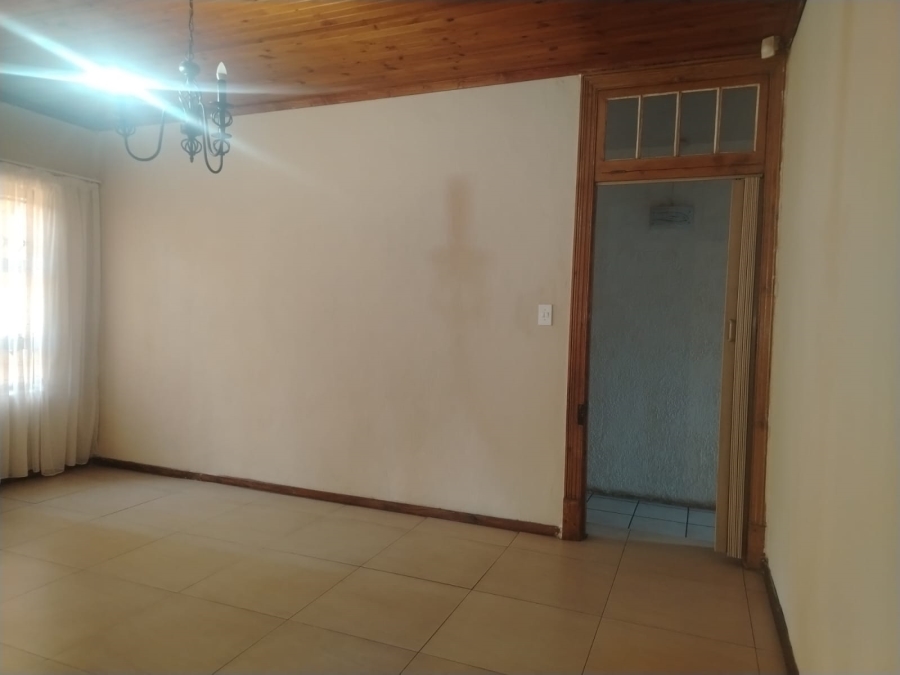 4 Bedroom Property for Sale in Dersley Gauteng