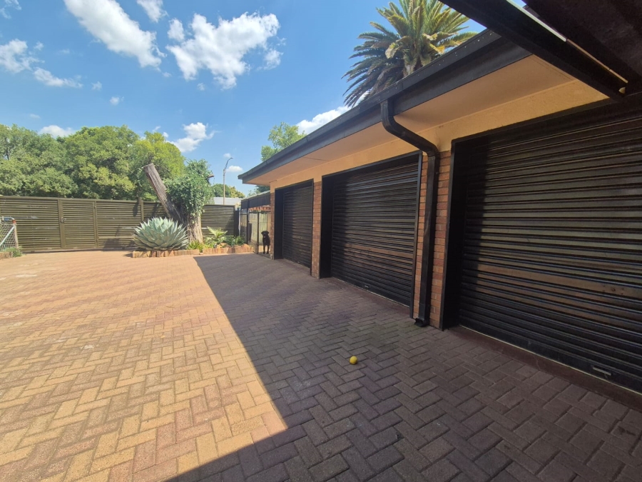 4 Bedroom Property for Sale in Waldrift Gauteng