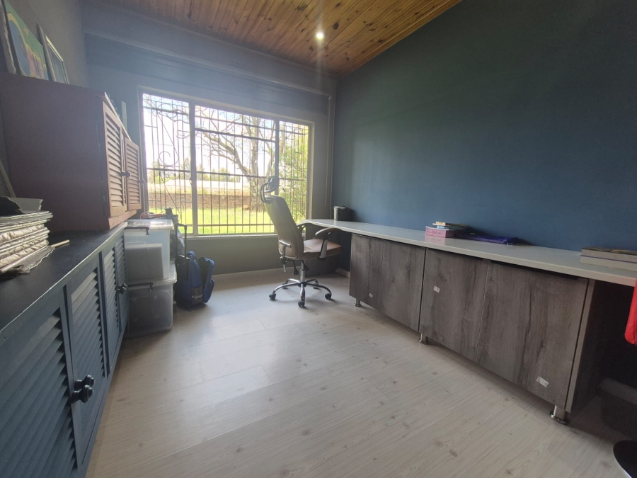 4 Bedroom Property for Sale in Waldrift Gauteng