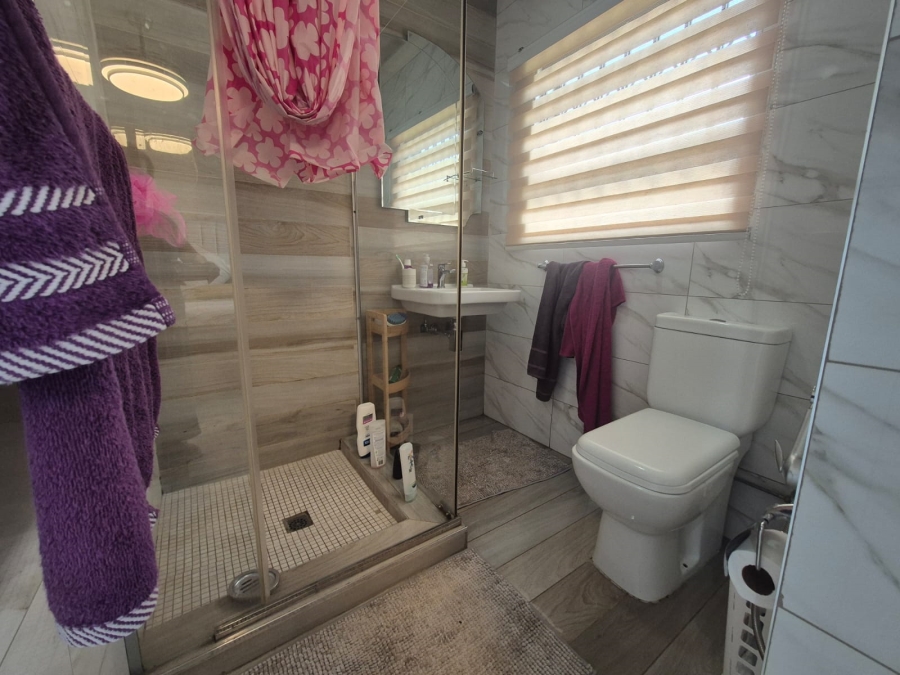4 Bedroom Property for Sale in Waldrift Gauteng
