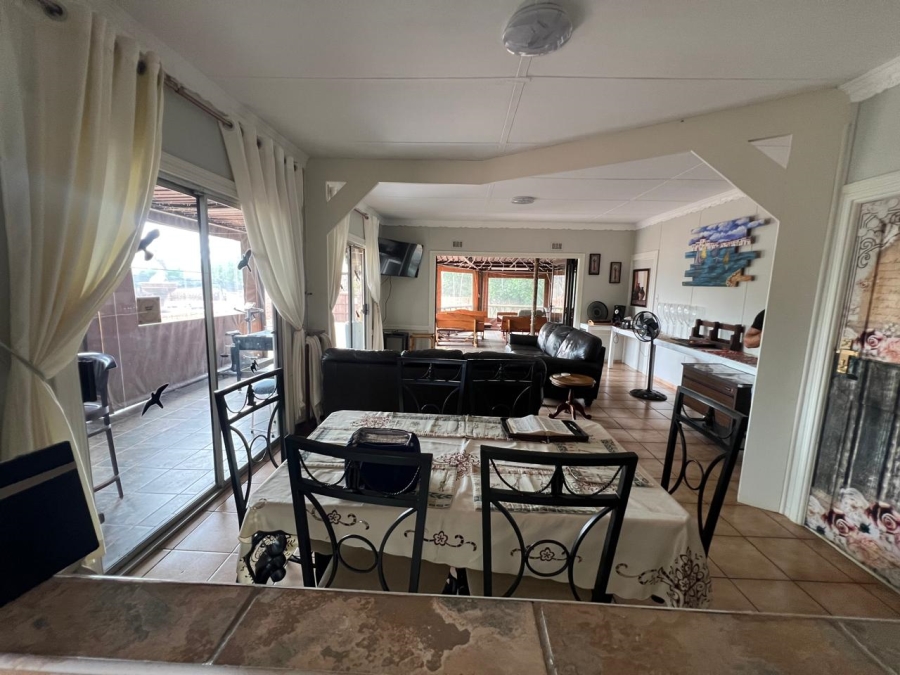 4 Bedroom Property for Sale in Vaal Marina Gauteng