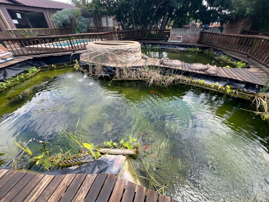 4 Bedroom Property for Sale in Vaal Marina Gauteng