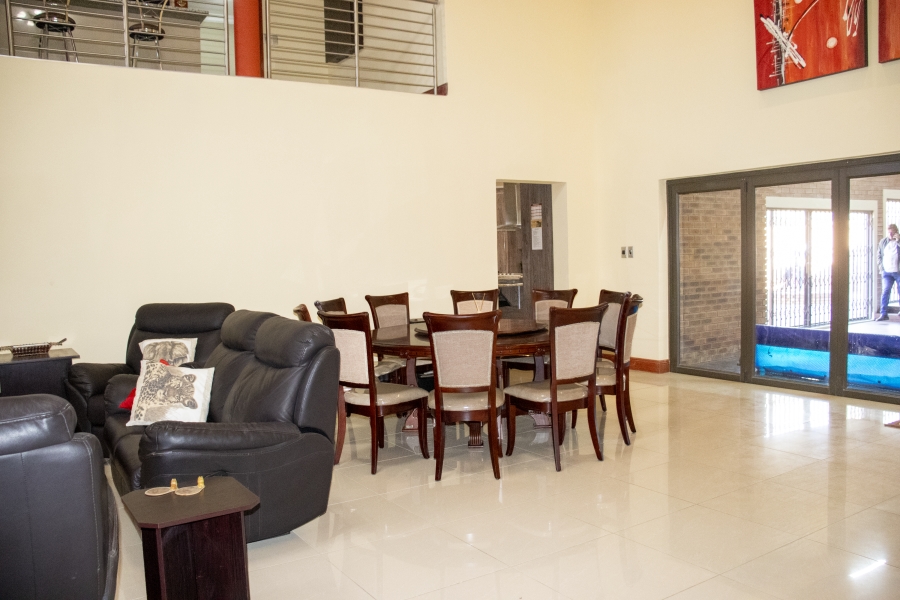6 Bedroom Property for Sale in Vaal Marina Gauteng