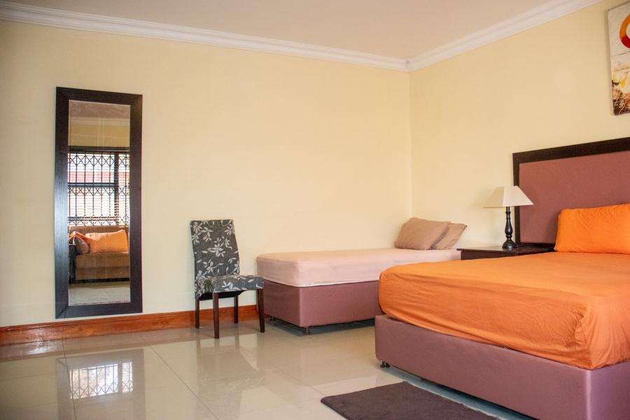 6 Bedroom Property for Sale in Vaal Marina Gauteng