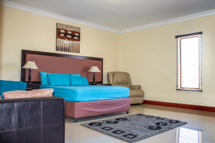 6 Bedroom Property for Sale in Vaal Marina Gauteng