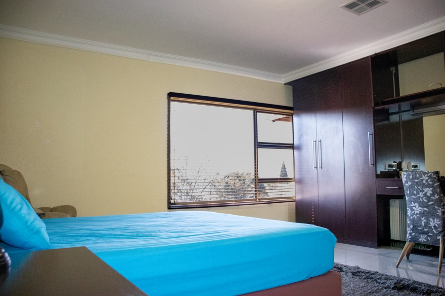 6 Bedroom Property for Sale in Vaal Marina Gauteng