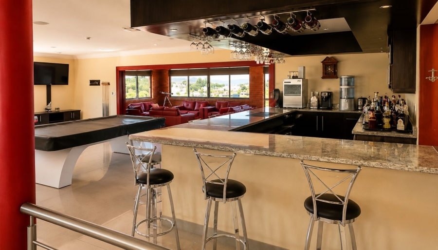 6 Bedroom Property for Sale in Vaal Marina Gauteng