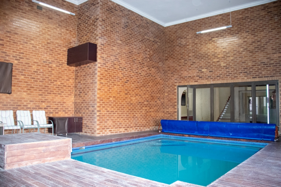 6 Bedroom Property for Sale in Vaal Marina Gauteng