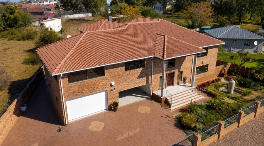 6 Bedroom Property for Sale in Vaal Marina Gauteng