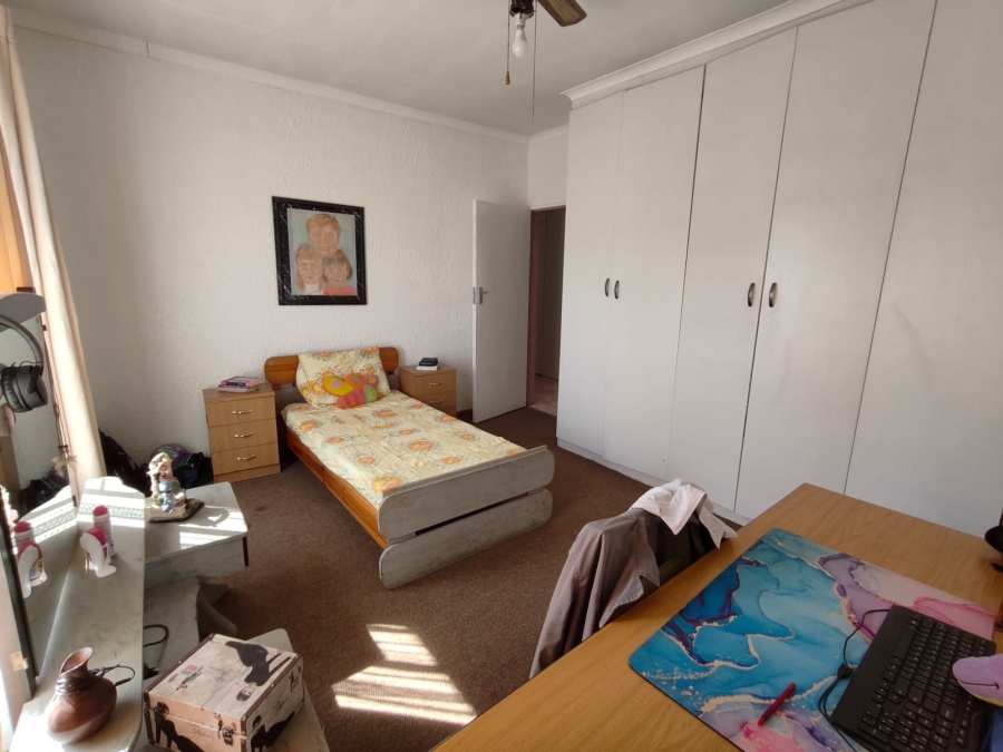 To Let 3 Bedroom Property for Rent in Kookrus Gauteng