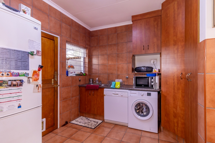 2 Bedroom Property for Sale in Willow Park Manor Gauteng