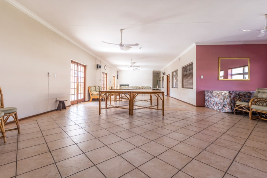 2 Bedroom Property for Sale in Willow Park Manor Gauteng