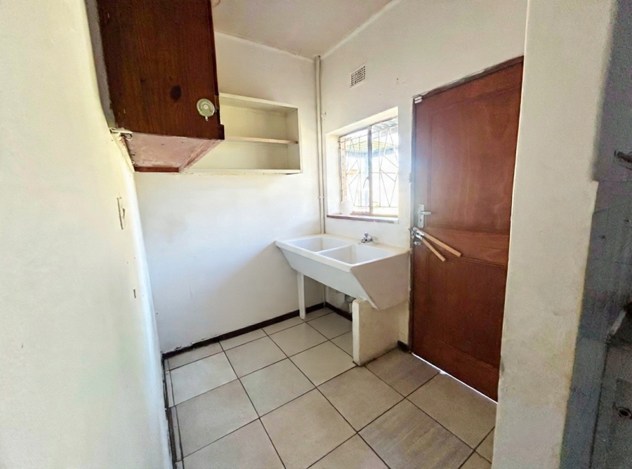To Let 3 Bedroom Property for Rent in Vanderbijlpark Cw 6 Gauteng