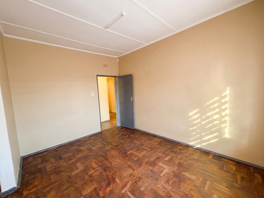 To Let 3 Bedroom Property for Rent in Vanderbijlpark Cw 6 Gauteng