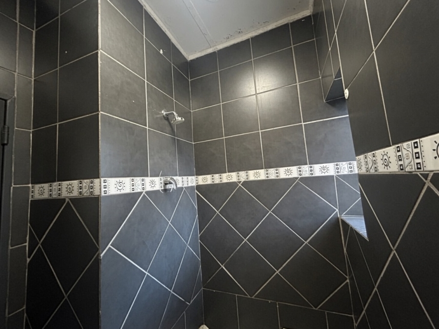 To Let 3 Bedroom Property for Rent in Vanderbijlpark Cw 6 Gauteng