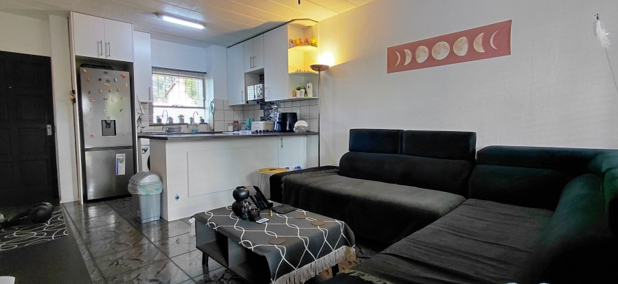 1 Bedroom Property for Sale in Beyers Park Gauteng