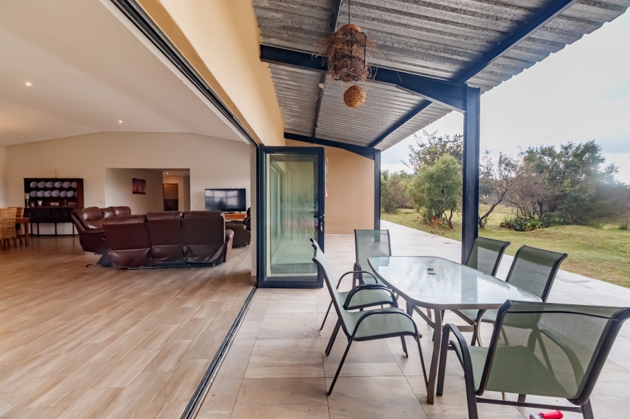 4 Bedroom Property for Sale in Letamo Game Farm Gauteng