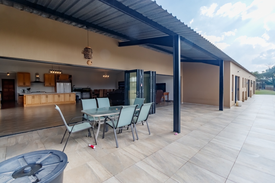 4 Bedroom Property for Sale in Letamo Game Farm Gauteng