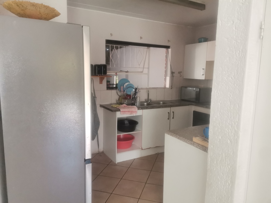 3 Bedroom Property for Sale in Buccleuch Gauteng