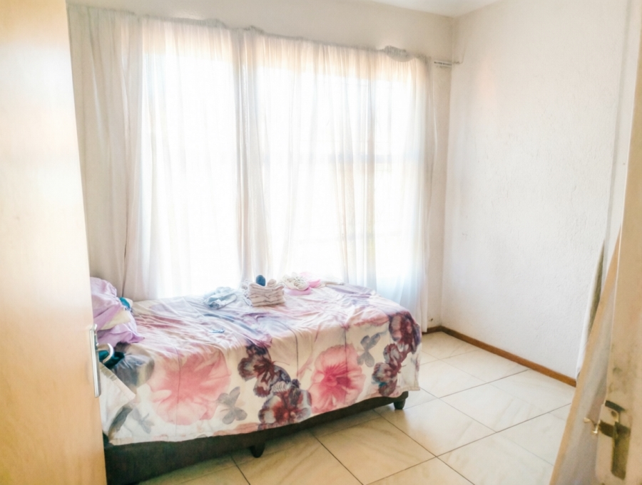 3 Bedroom Property for Sale in Buccleuch Gauteng