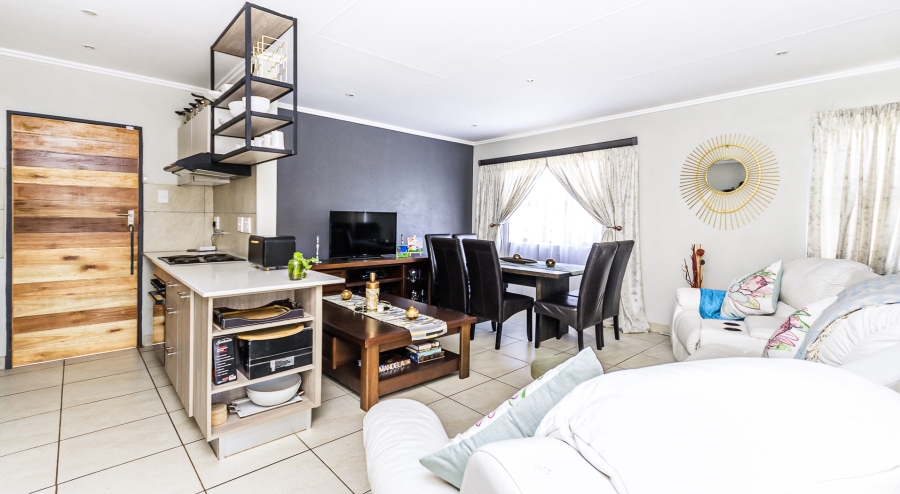 3 Bedroom Property for Sale in Mindalore Gauteng
