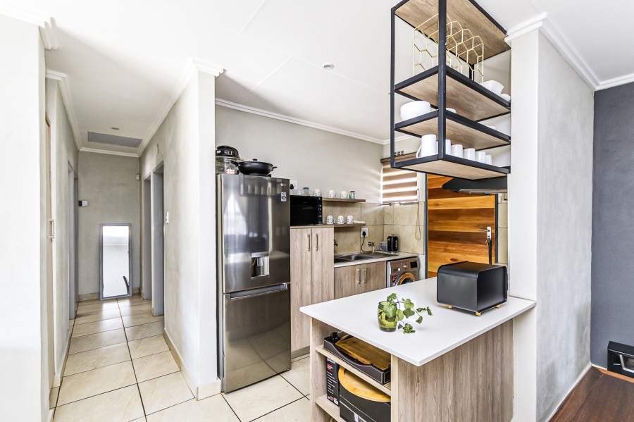 3 Bedroom Property for Sale in Mindalore Gauteng