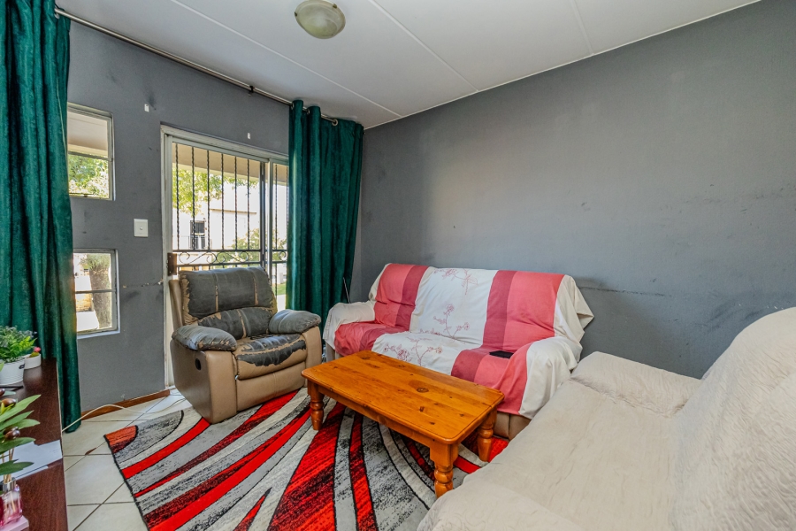 2 Bedroom Property for Sale in Laser Park Gauteng