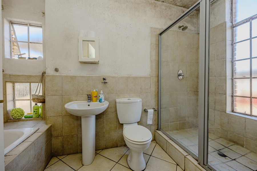2 Bedroom Property for Sale in Laser Park Gauteng