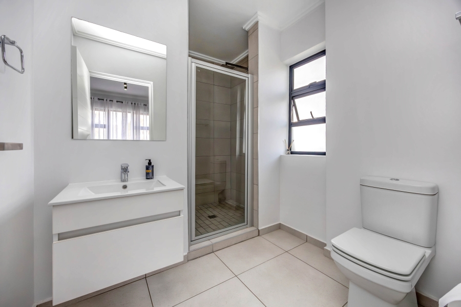 4 Bedroom Property for Sale in Broadacres Gauteng