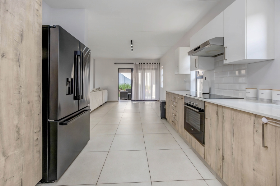 4 Bedroom Property for Sale in Broadacres Gauteng