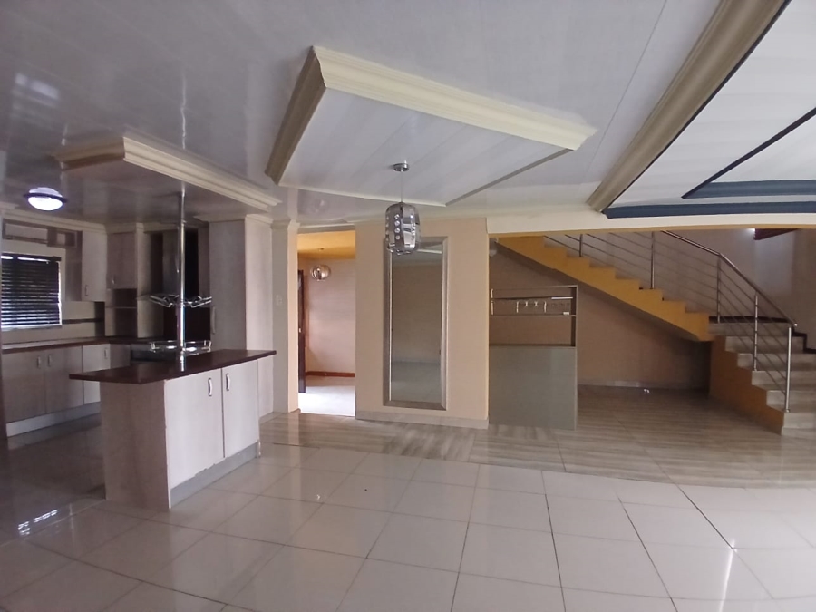 4 Bedroom Property for Sale in Karenpark Gauteng
