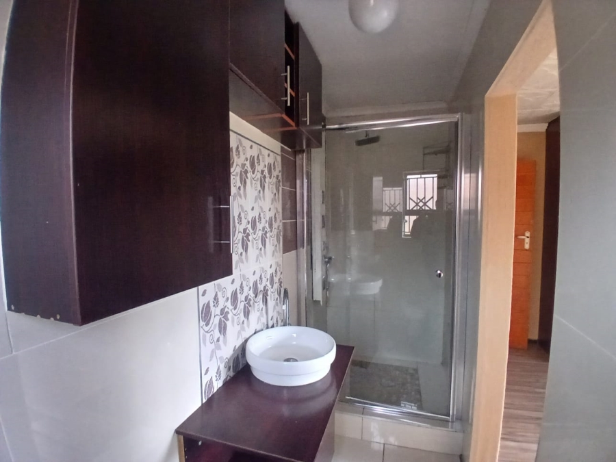 4 Bedroom Property for Sale in Karenpark Gauteng