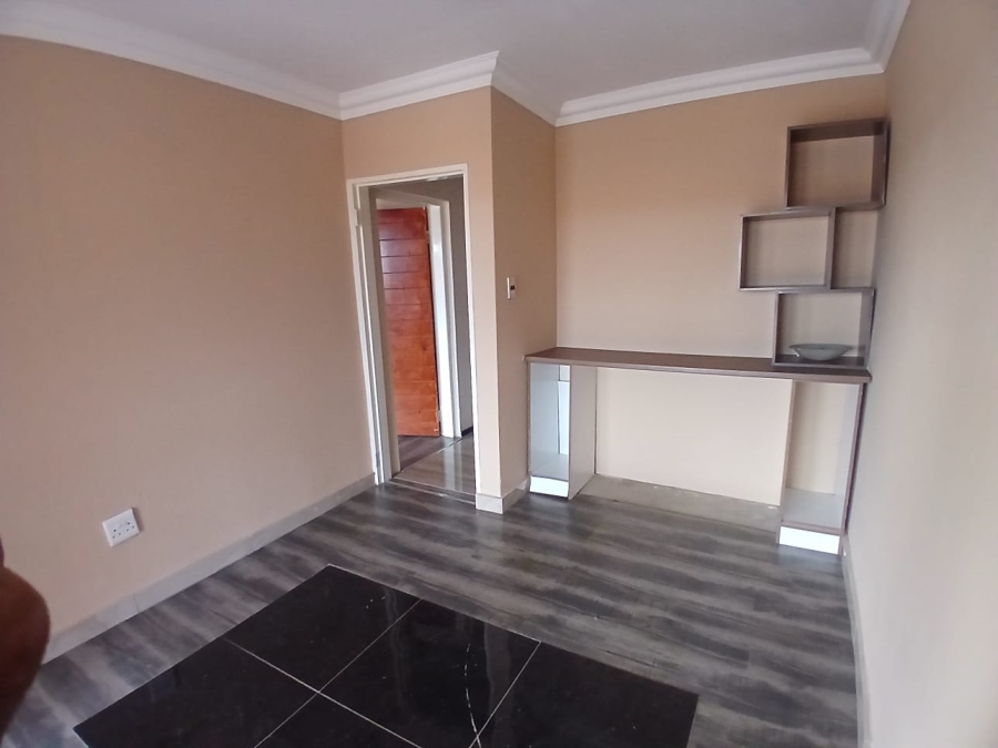 4 Bedroom Property for Sale in Karenpark Gauteng