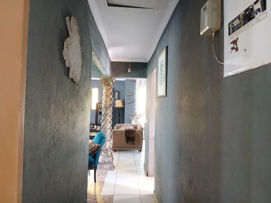 3 Bedroom Property for Sale in Kwa Thema Phase 2 Gauteng