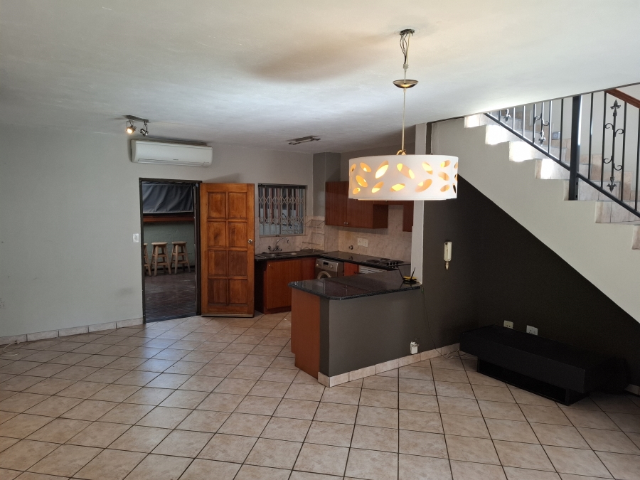2 Bedroom Property for Sale in Pretorius Park Gauteng