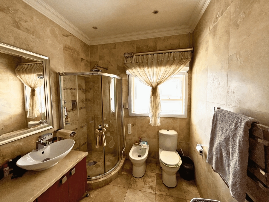4 Bedroom Property for Sale in Bedford Gardens Gauteng