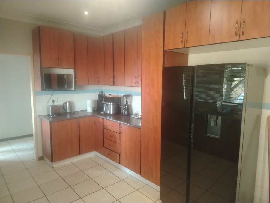 To Let 3 Bedroom Property for Rent in Selcourt Gauteng