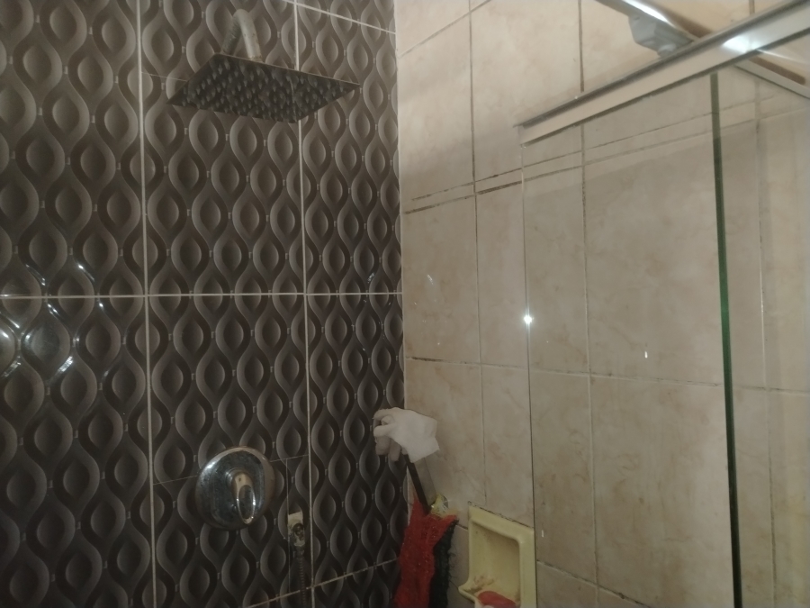 To Let 3 Bedroom Property for Rent in Selcourt Gauteng