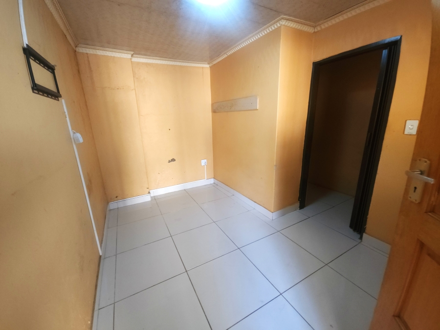 4 Bedroom Property for Sale in Kensington Gauteng