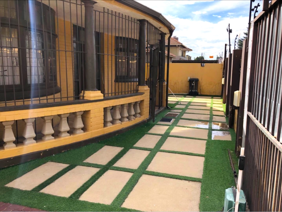 4 Bedroom Property for Sale in Kensington Gauteng