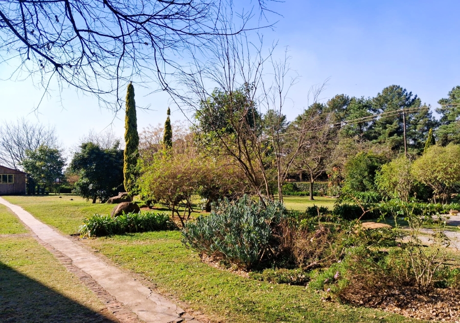 4 Bedroom Property for Sale in Glen Austin Gauteng