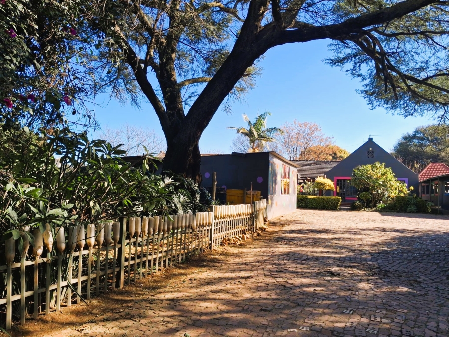 4 Bedroom Property for Sale in Glen Austin Gauteng