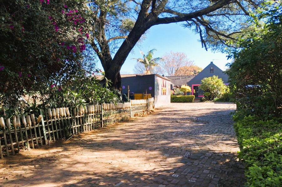 4 Bedroom Property for Sale in Glen Austin Gauteng